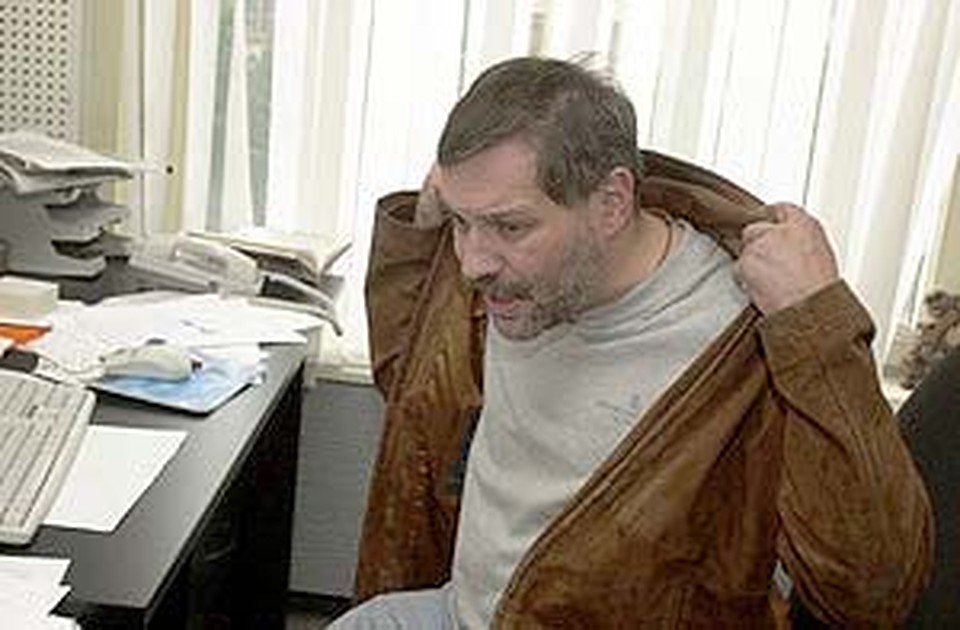 Ведущий «Однако» собрался и уехал в командировку.