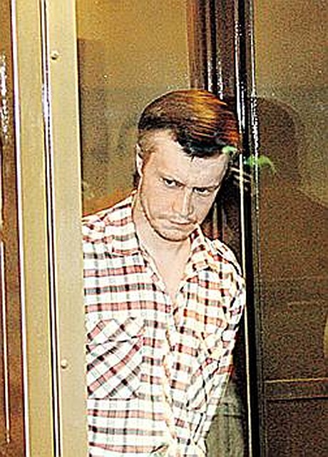 В письме Пичушкин требовал денег, теплую одежду и еду.