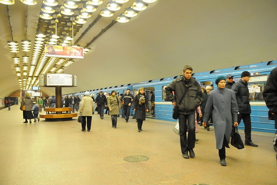 В Новосибирске сегодня встретили двухмиллиардного пассажира