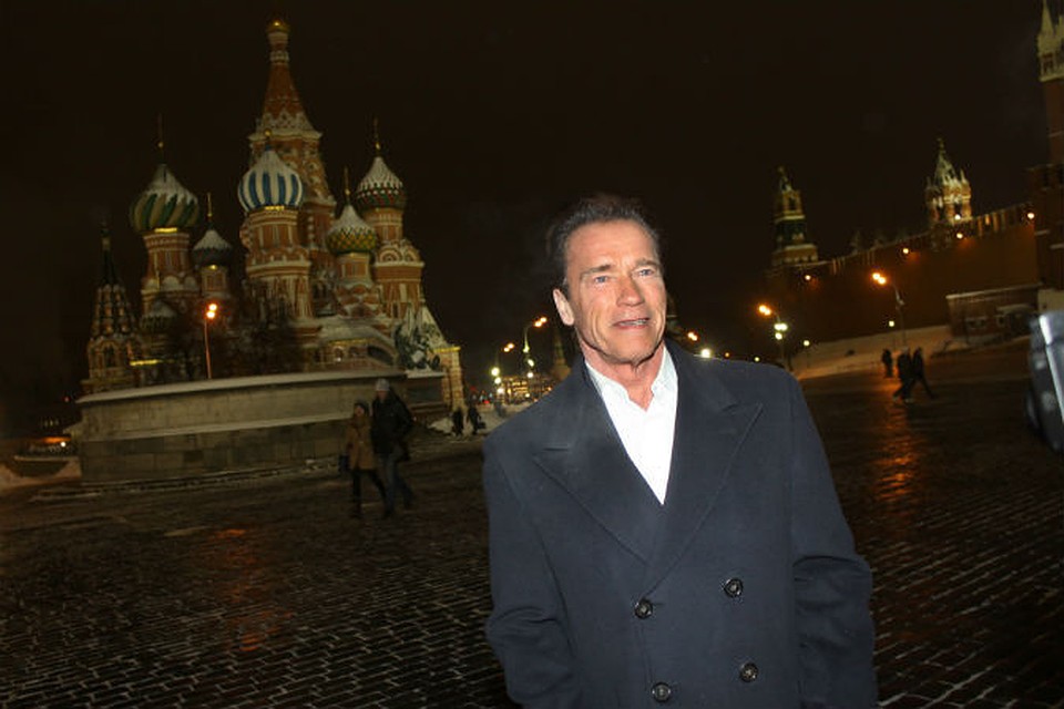 Шварцнеггер на Красной площади в Москве.