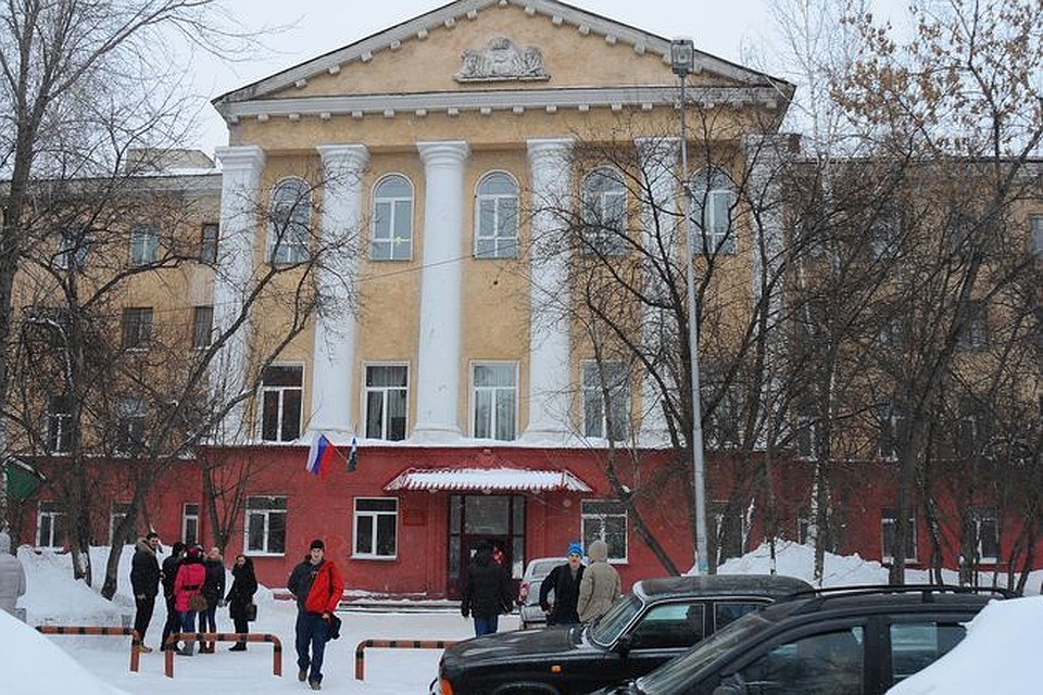 Многие выпускники техникума питания стали шеф-поварам и директорами кафе и ресторанов.
