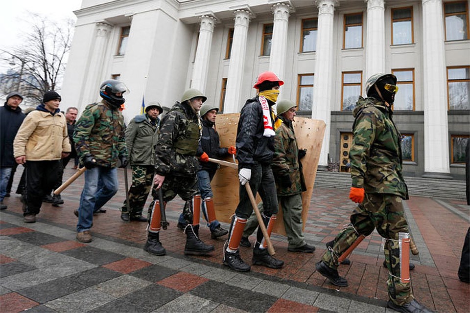 Депутаты Юго-Востока и Востока Украины объявили, что берут власть в свои руки.