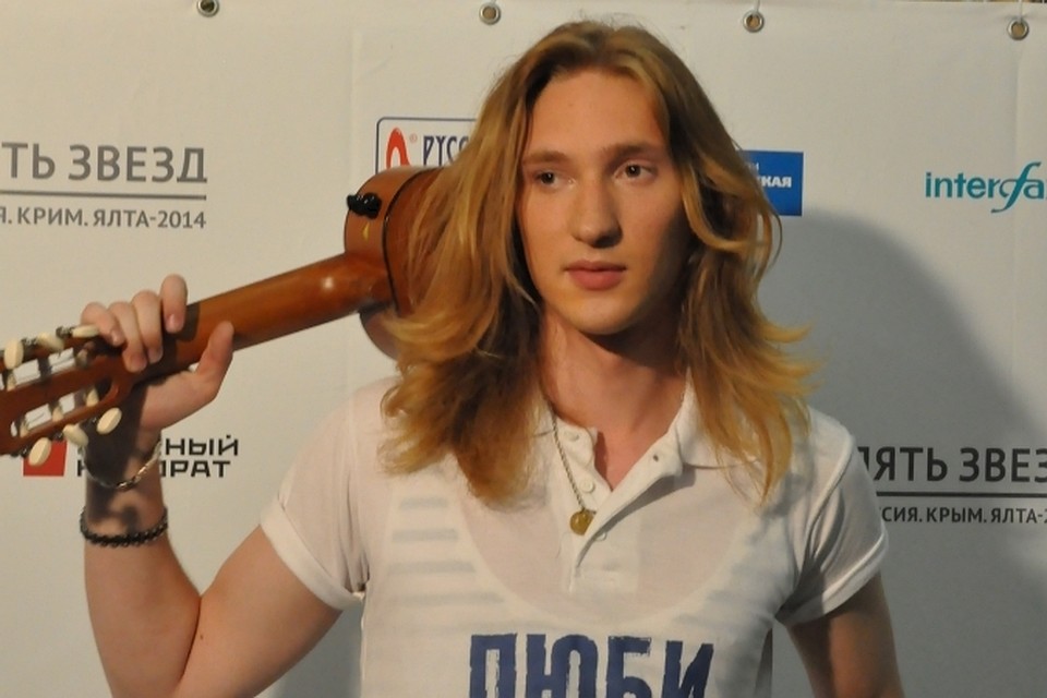 В конкурсе "Пять звезд" победил 19-летний Александр Иванов