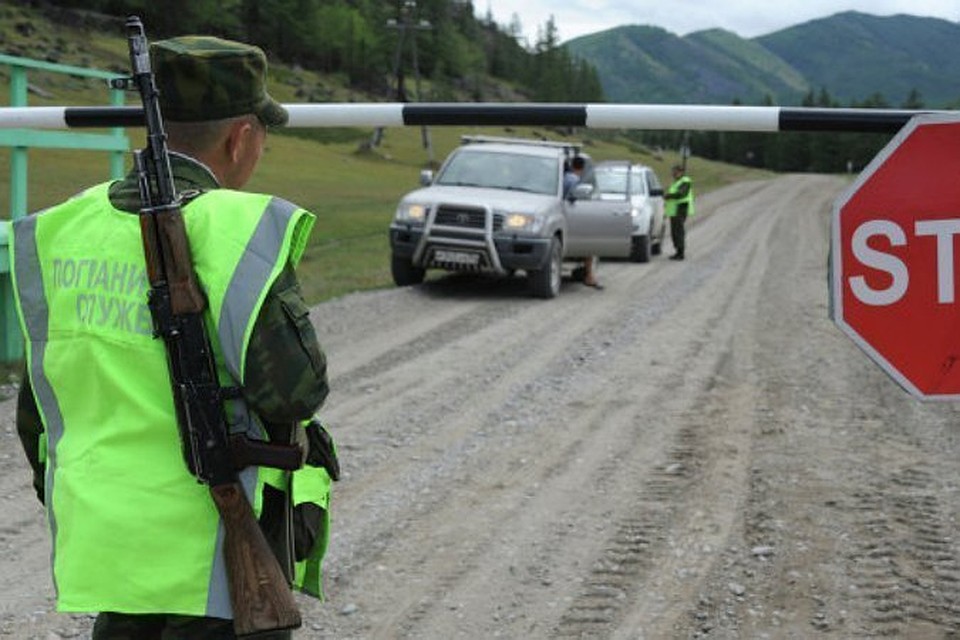 Более 400 украинских военных попросили у пограничников РФ убежища