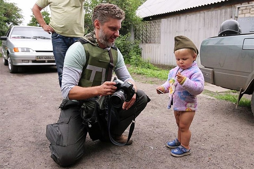 СК проверяет версию о том, что российского фотокора Андрея Стенина могла похитить нацгвардия