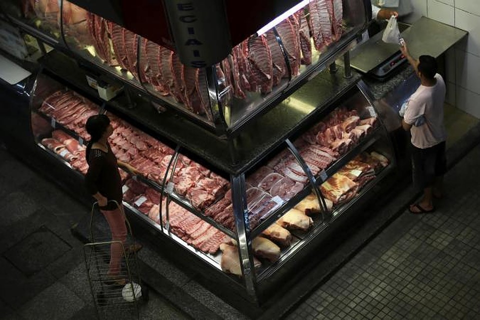 Россия ввела запрет на поставки мяса из Молдавии