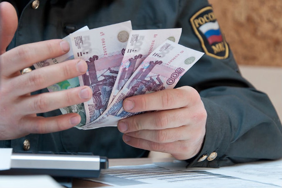 До какой суммы считается подарок 870