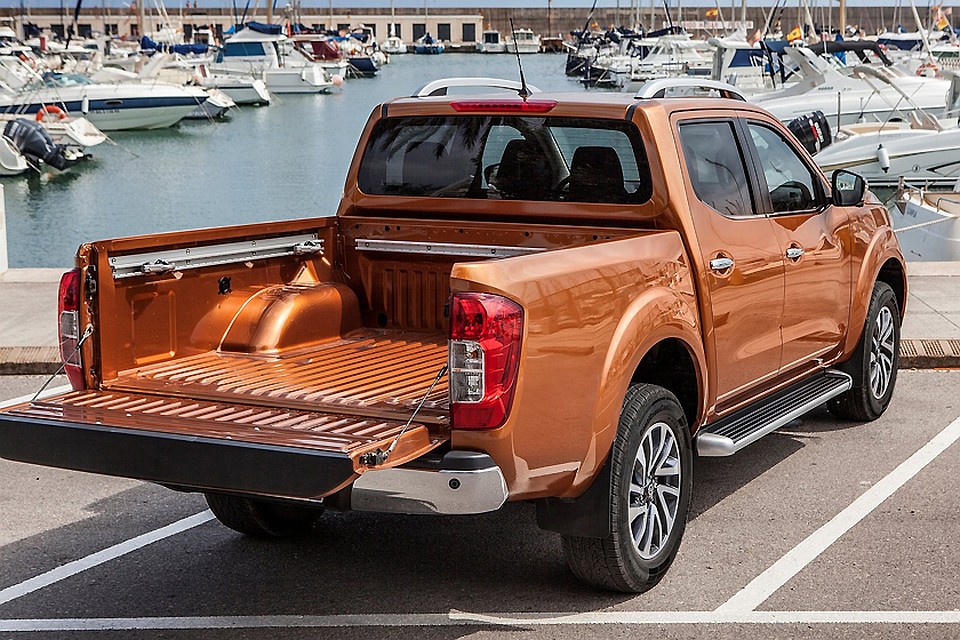 Новый GLT построен на одной платформе с Nissan Navara.