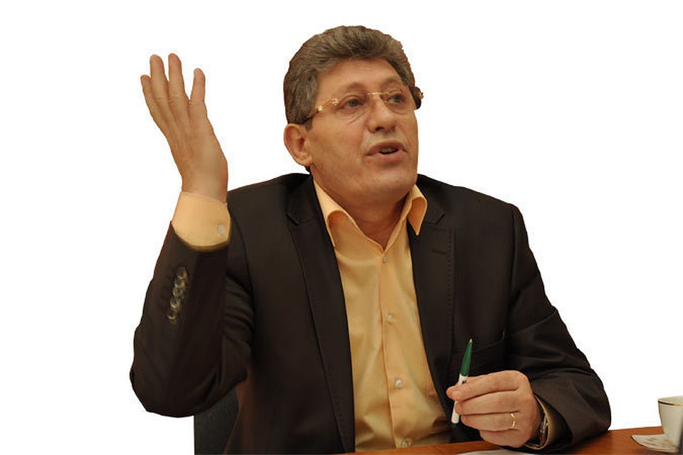 Гимпу освистали студенты.