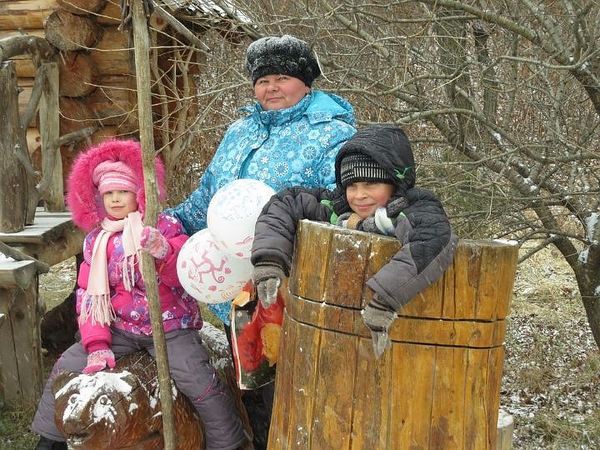 Елена Кузнецова взяла детей из детского дома в гости и не смогла с ними расстаться.