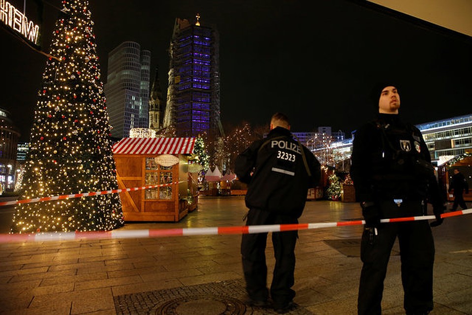 осле трагедии в Берлине полиция усилила меры безопасности по всей Германии.