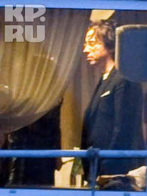 Алла Борисовна отметила день рождения вместе со своими музыкантами, Максимом Галкиным и Игорем Николаевым на пароходике