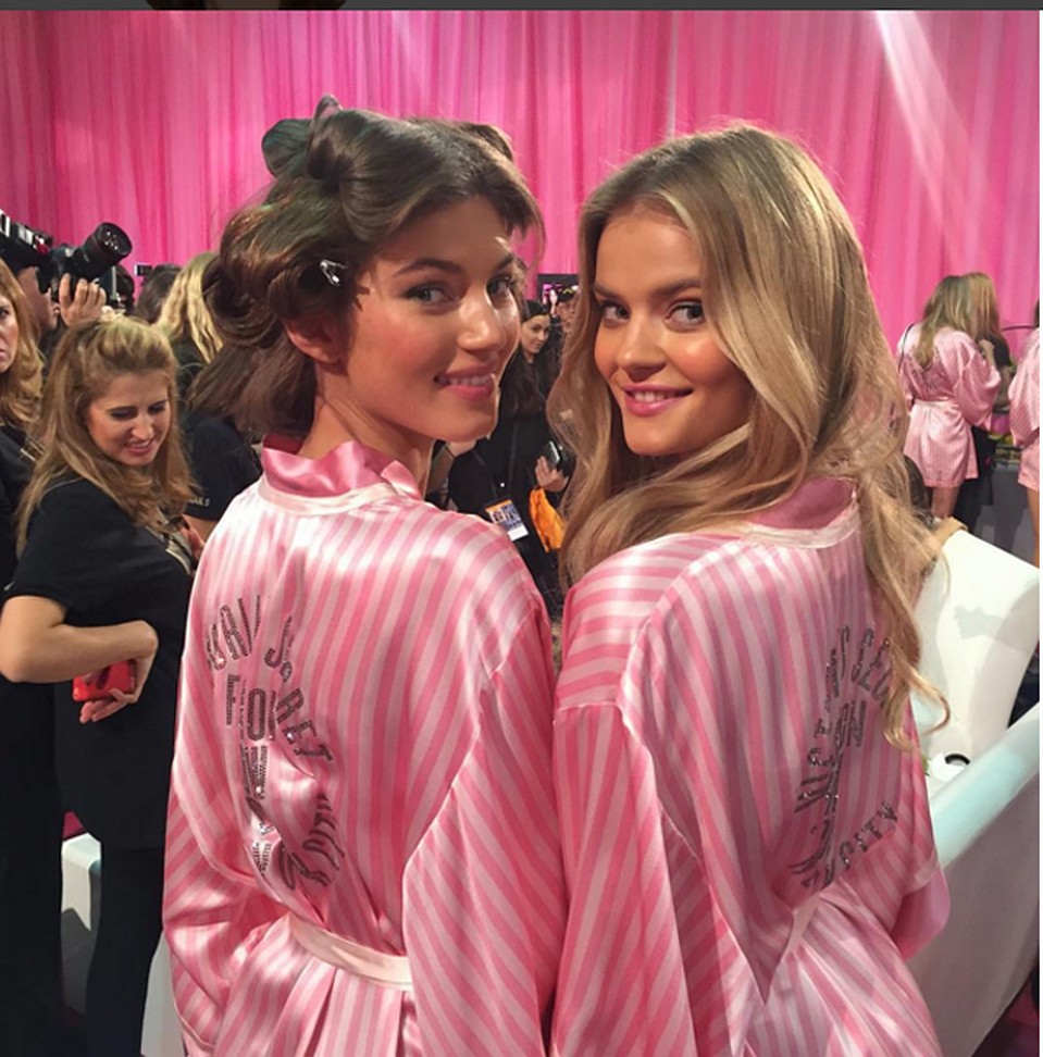 Виктория Кауфман и Катя Григорьева - российская команда на шоу Victoria's Secret. Фото: Instagram.