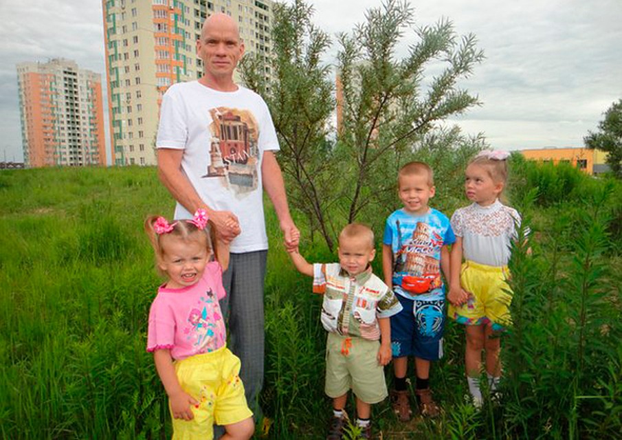 Белов периодически избивал не только жену, но и детей. Фото: СОЦСЕТИ