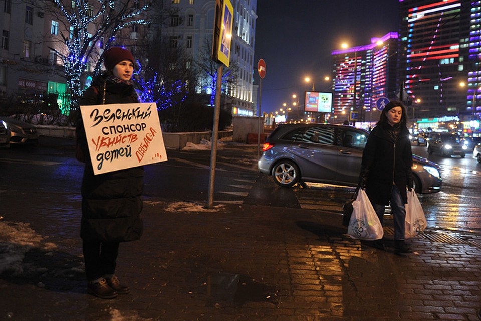 "То, что произошло с прокатом «Восьми лучших свиданий», является далеко не первым доказательством того, что в стране имеется гражданское общество. Но это первый случай, когда гражданское общество поработало с творческим сословием напрямую". Фото: Михаил ФРОЛОВ