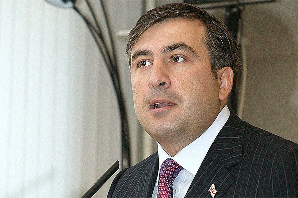 Значительную часть западных кредитов Саакашвили потратил на покраску фасадов и фонтаны. Фото: REUTERS