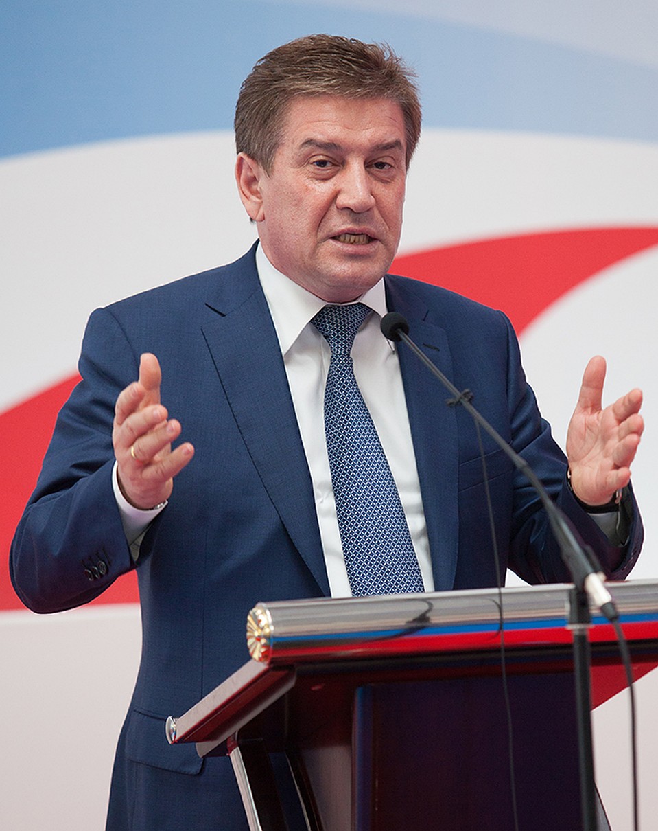 Глава департамента труда и социальной защиты населения Москвы Владимир Петросян. Фото: Дмитрий Феоктистов/ТАСС