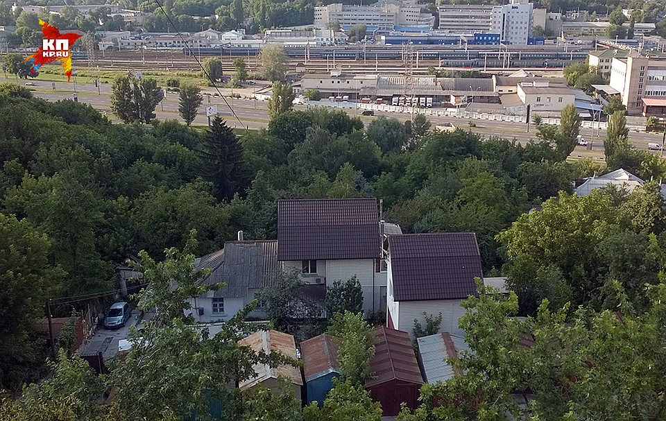 Тот самый дом по Феодосийской улице где проживает Дурицкая. Фото: Василий ГРЕБЕШКОВ