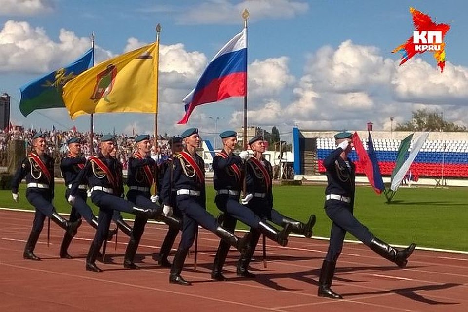 На празднике "Рязань - столица ВДВ" курсанты устроят показательные выступления