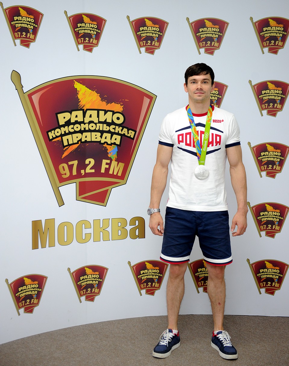 Гимнаст, серебряный призер Олимпийских игр-2016 Николай Куксенков в гостях у Радио «Комсомольская правда» Фото: Иван МАКЕЕВ