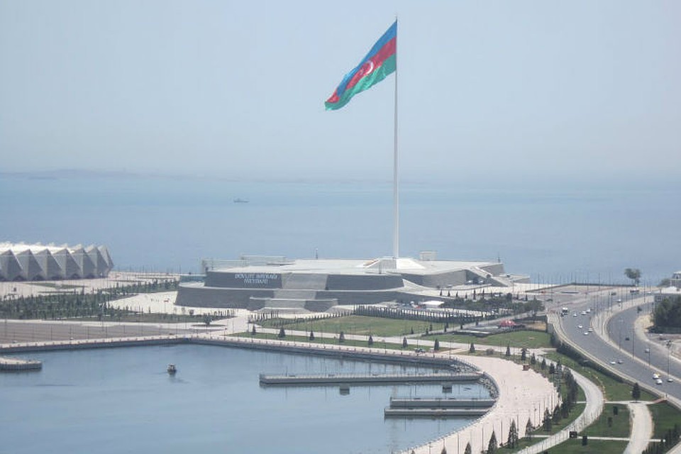 Площадь государственного флага