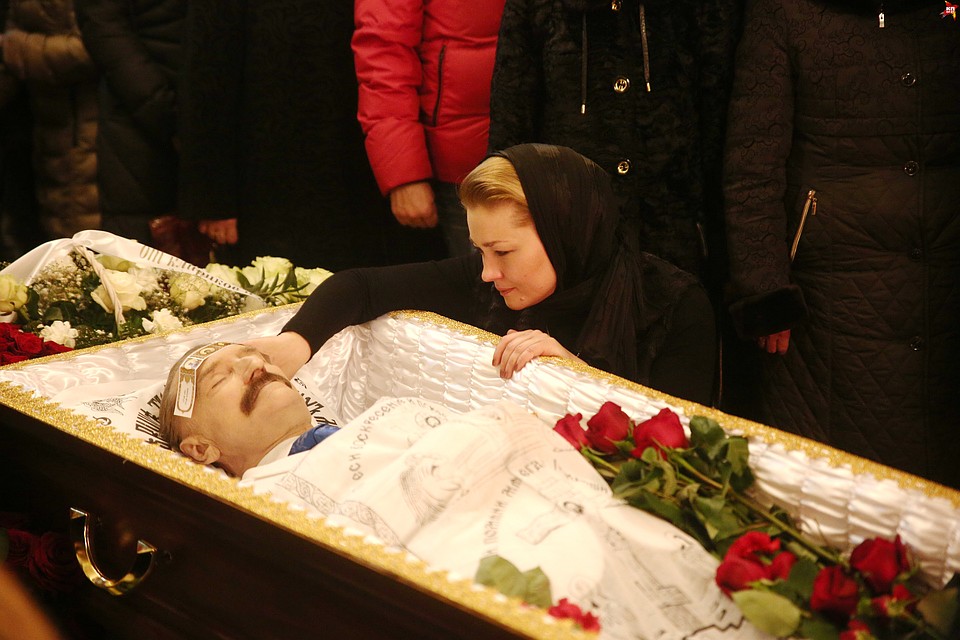 Дочь Настя была с папой до самого конца и поддерживала его как могла Фото: Павел МАРТИНЧИК
