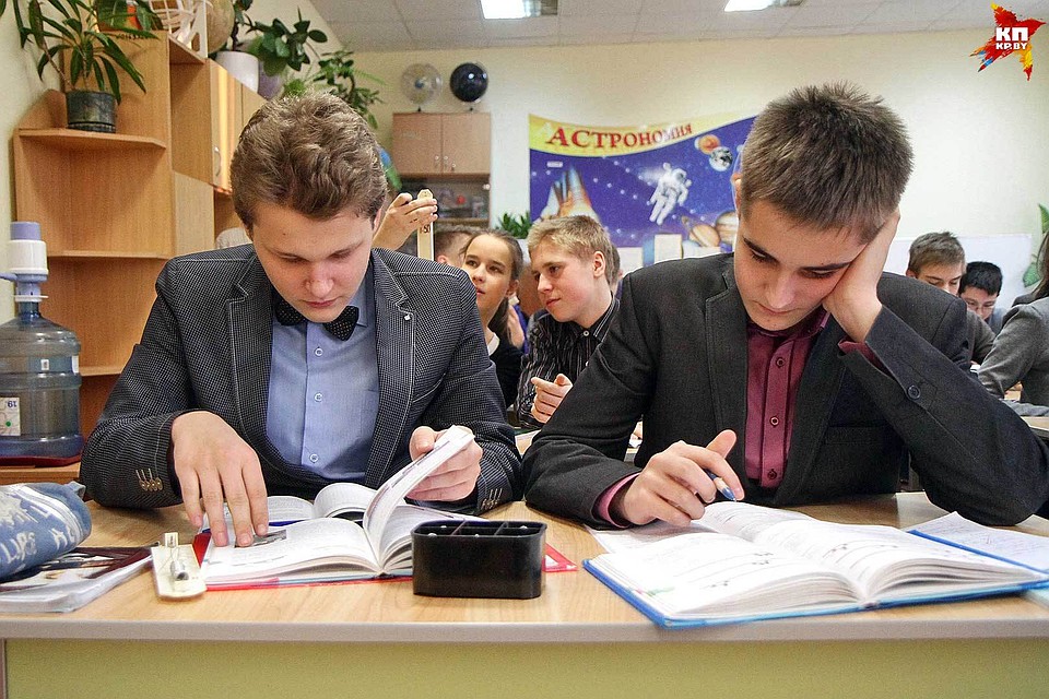 На местных органах власти в первую очередь лежит ответственность за низкое качество школьного образования Фото: Павел МАРТИНЧИК