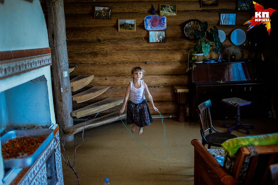Добряна - очень активный ребенок Фото: Виктор ГУСЕЙНОВ