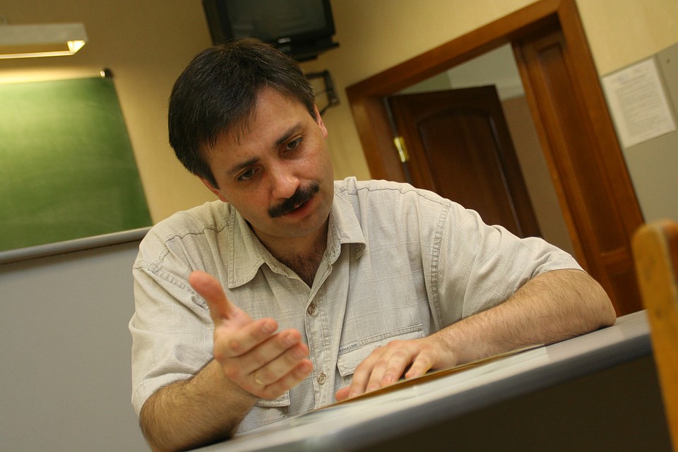 12 лет назад Иван Иоголевич стал абсолютным победителем конкурса «Учитель года». Фото: Валерий ЗВОНАРЕВ