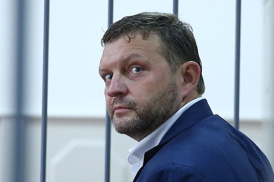 Антикоррупционные расследования, которых очень много в последние годы, воспринимаются как первые шаги к чистке элиты. На фото бывший глава Кировской области Никита Белых арестованный за взятку. Фото: Станислав Красильников/ТАСС