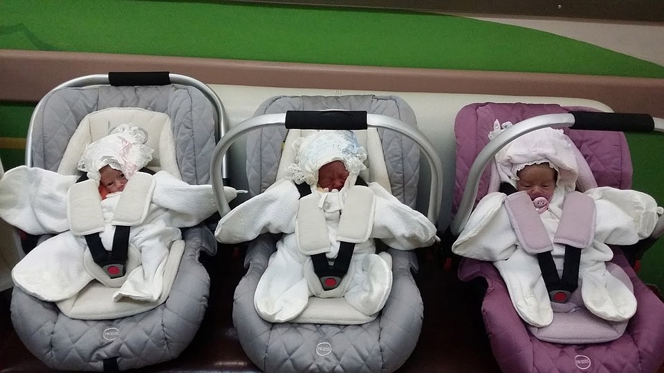 Выписка из роддома Фото: Анастасия АКСЯНОВА