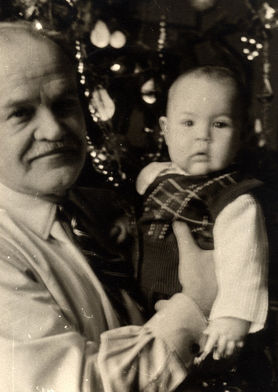 Новый 1957 год. С внуком Славой