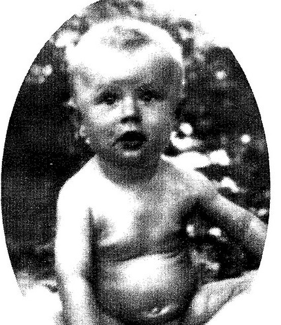 Лето 1936 года, Саратов. На этом фото будущему артисту всего год. Фото: Личный архив