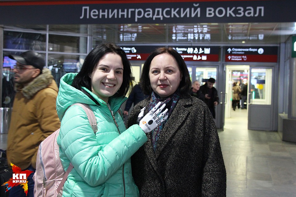 Мама будет с Ритой рядом везде. И в клинике Санкт-Петербурга Фото: Алиса ТИТКО
