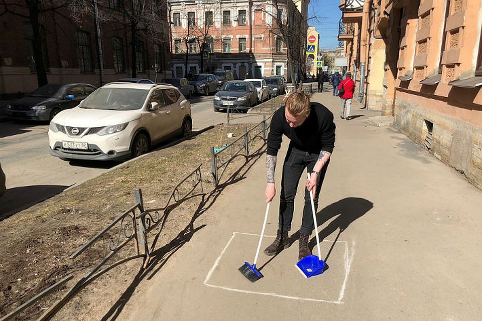 Репортер "КП" за проведением эксперимента. Фото: Максим СЮ