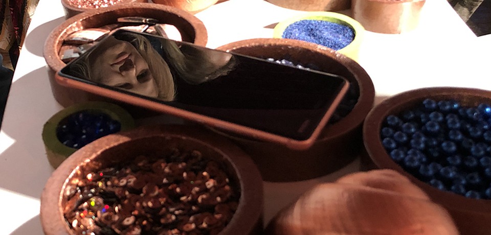 Nokia 5.1 корпус под бронзу, есть сканер отпечатков пальцев Фото: Александр МИЛКУС