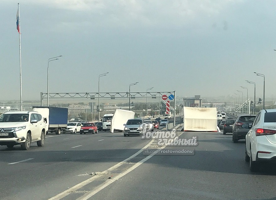 Ворошиловский мост, но с другого ракурса. Фото: Фото: ВК "Ростов Главный - новости Ростова-на-Дону"