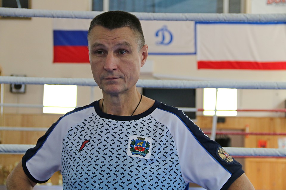 "Ребят чаще ругаю, чем хвалю, но они не обижаются, ведь знают - за дело" Фото: Надежда ДАЦЮК