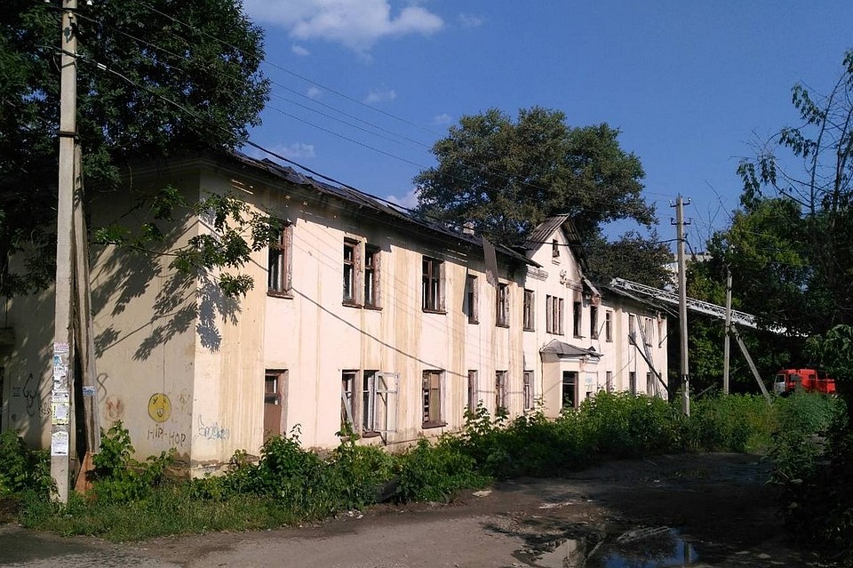 Пожар случился на улице Интернациональной Фото: Юлия КЛЮЕВА