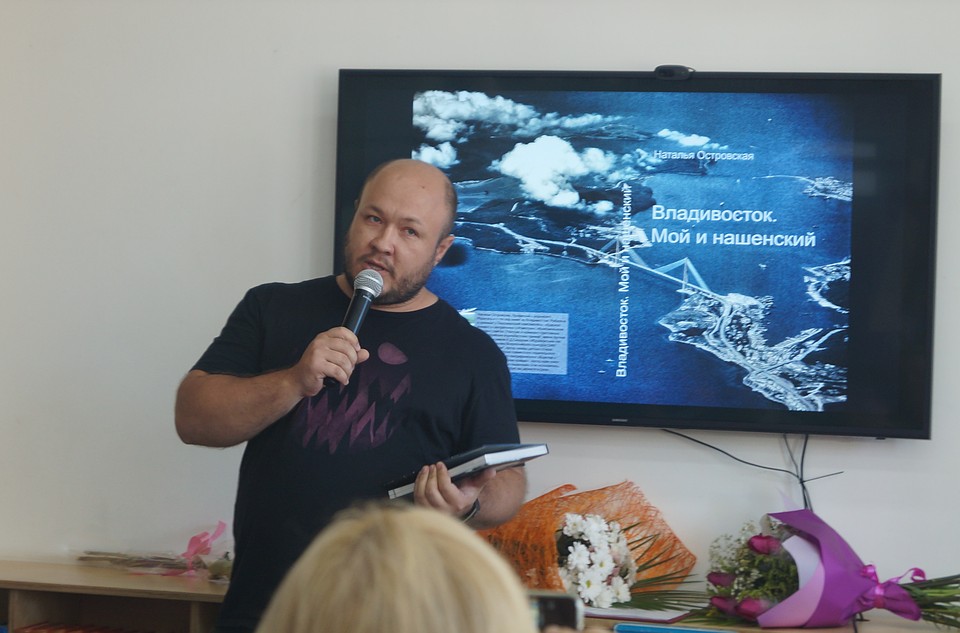 Культуролог, журналист PrimaMedia Илья Табаченко Фото: Максим КАВАЛЕРОВ
