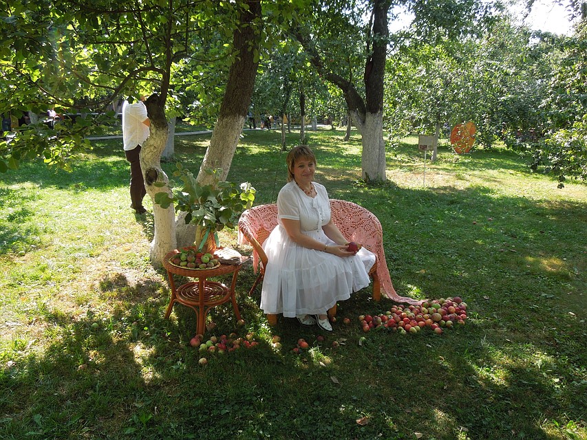 На Празднике Яблока были организованы атмосферные фотозоны Фото: Ирина КОВАЛЕВА