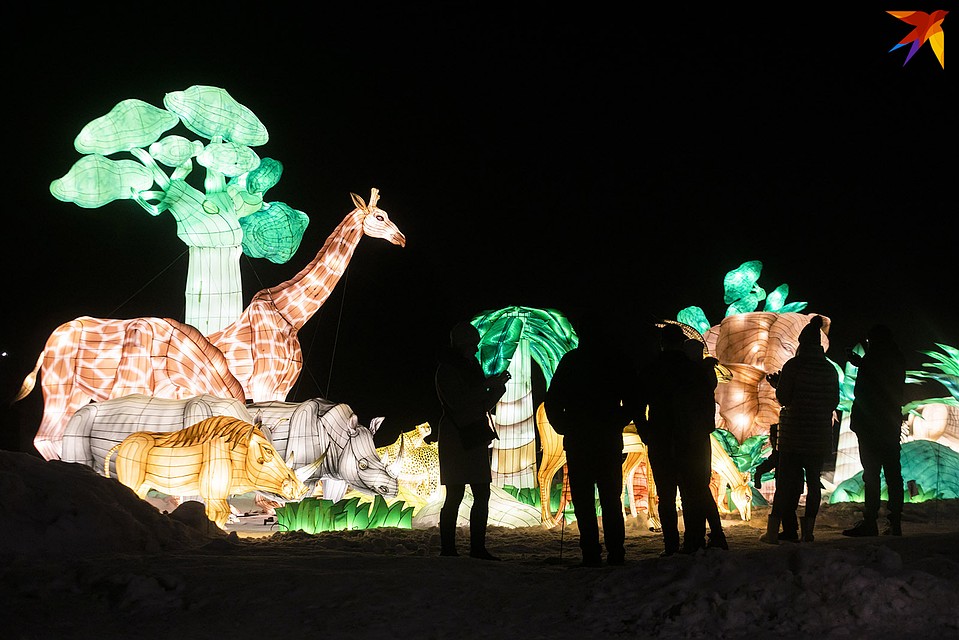 Фестиваль гигантских китайских фонарей. Фото: Павел МАРТИНЧИК
