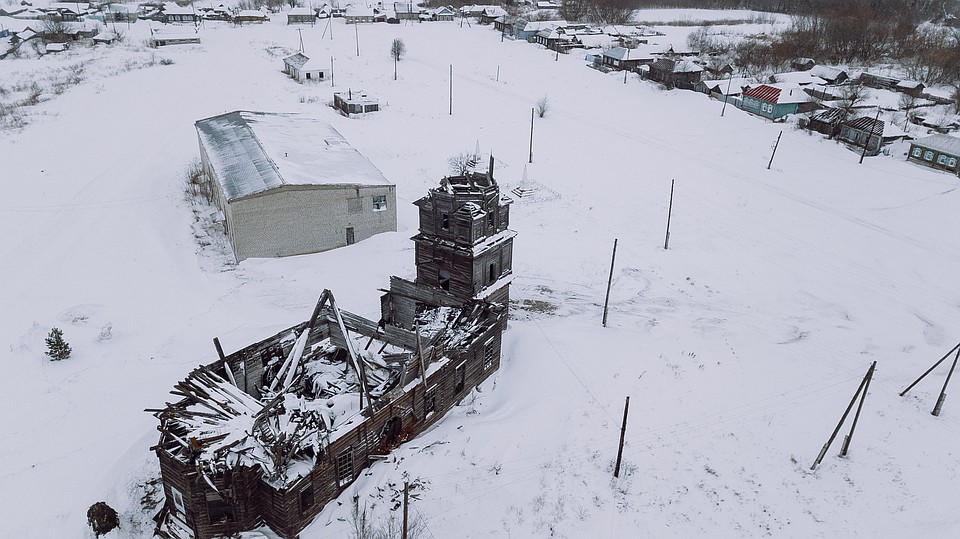 И от храма остались одни развалины Фото: Яков КНЯЗЕВ