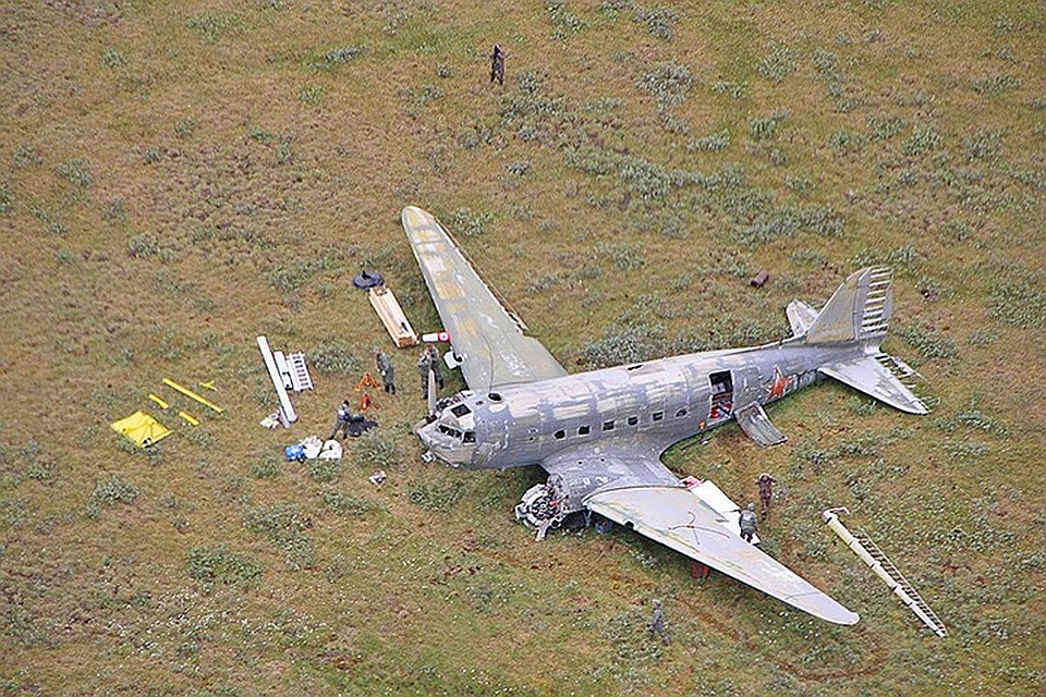 Подготовка самолета к транспортировке. Фото: регионального отделения Русского географического общества