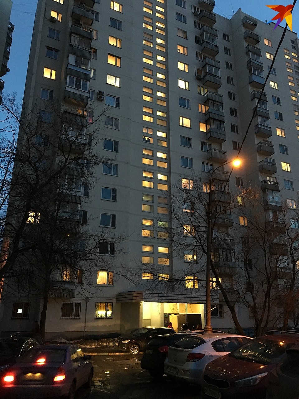 Квартира, где нашли девочку-маугли, находится на восьмом этаже Фото: Александр РОГОЗА