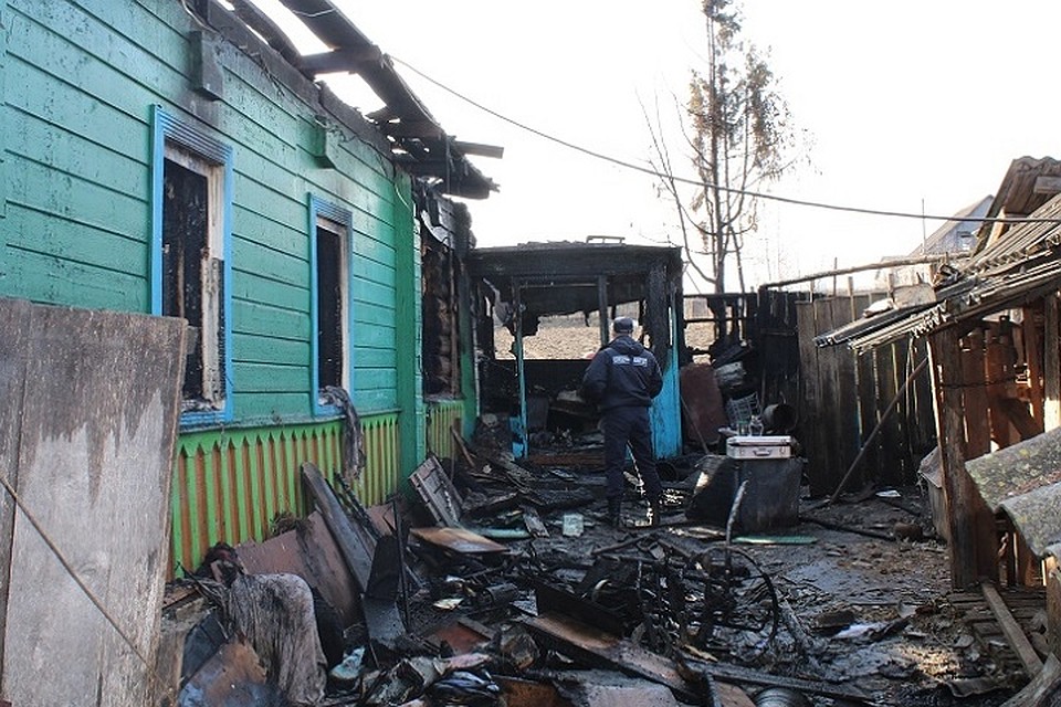 В огне погибла 80-летняя сельчанка и ее 86-летний супруг. Фото: СК.
