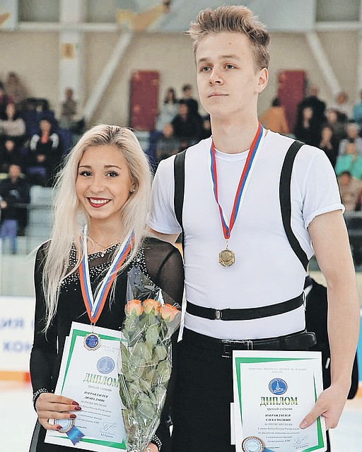 Диана Дэвис - еще одна тайна лучшего тренера фигурного катания. Фото: instagram.com/team_davis_smolkin
