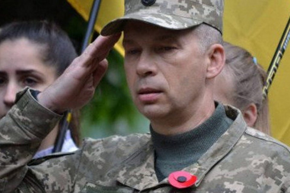 В феврале 2015 года Александр Сырский руководил войсками во время их бегства из Дебальцевского котла Фото: Twitter