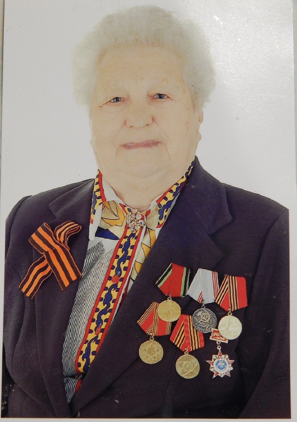 Варвара Артемьевна Виговская и ее награды. Фото: Личный архив героя публикации