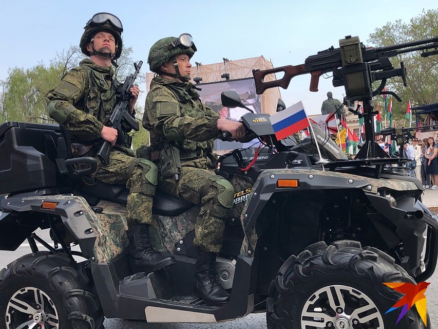 Военная техника Фото: Алексей КОСЕНЧУК